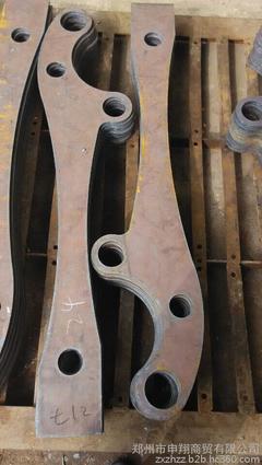 延安市供應橋梁護欄|護欄廠家材質(zhì)Q235|定制加工護欄-中翔鋼板加工廠圖片_高清圖_細節(jié)圖-鄭州市申翔商貿(mào) -